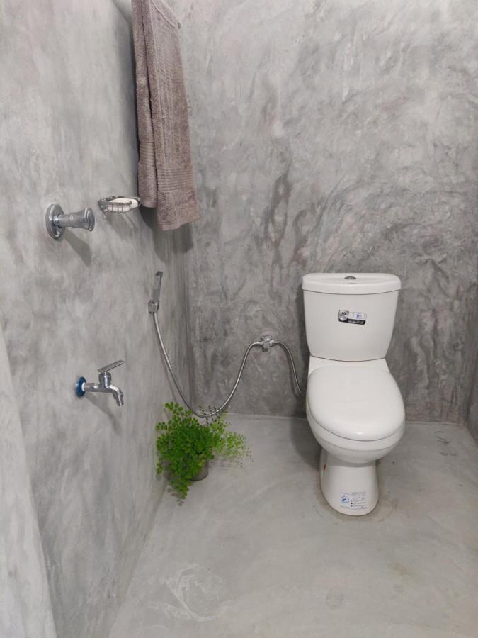 Hostel Dip N Doze Ahangama Zewnętrze zdjęcie