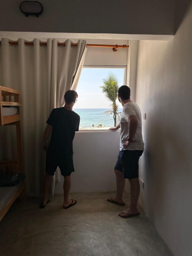 Hostel Dip N Doze Ahangama Zewnętrze zdjęcie