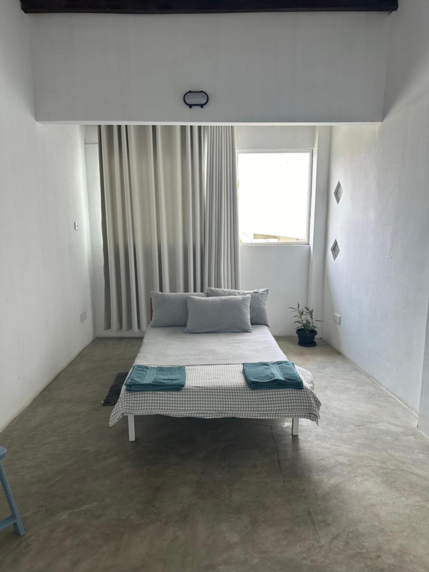 Hostel Dip N Doze Ahangama Zewnętrze zdjęcie